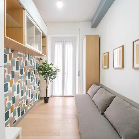 Silver Dream Cornelia, Elegant Apt With Car Park-2
